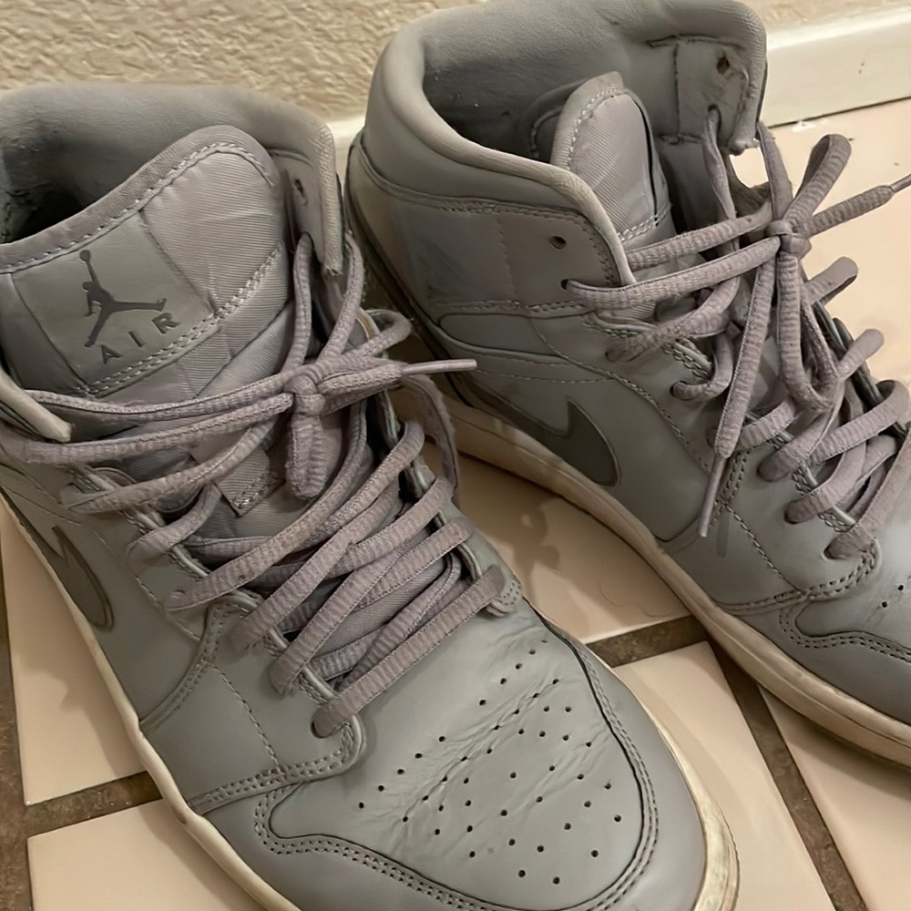 Nike Air Jordan 1 Mid